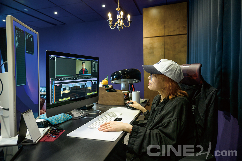 [인터뷰] 사람을 상대하는 직업, 편집자, 남나영 편집감독 - 뉴스 썸네일 이미지